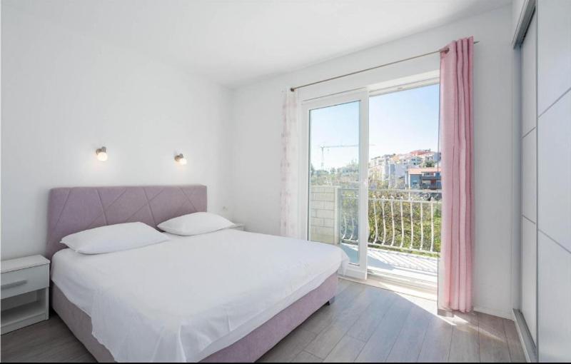 Apartment Nina Подстрана Екстериор снимка