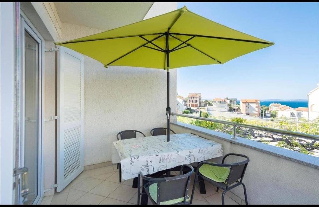 Apartment Nina Подстрана Екстериор снимка